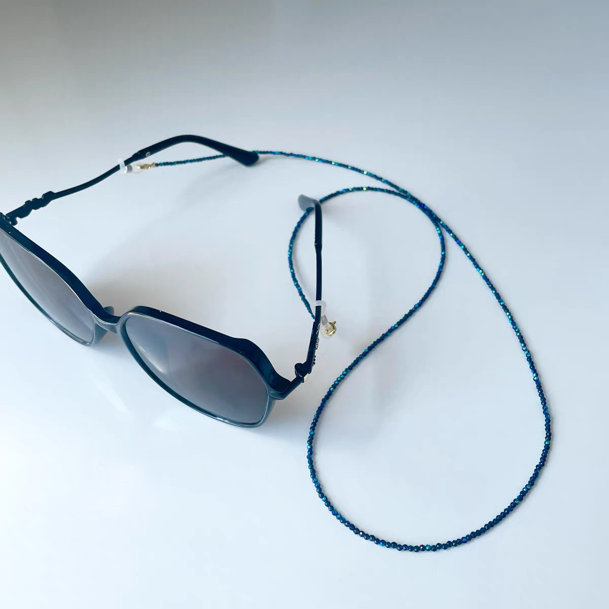 Brillenkette mit Funkelnden Bl – Mask Chain Holder Bewertung und Preis